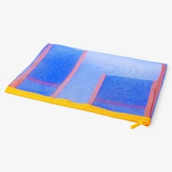 A4 mesh pouch