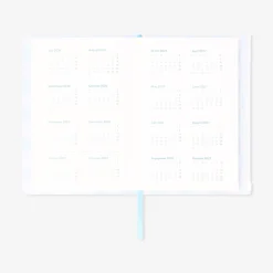 Chequered study planner with zip lock - English