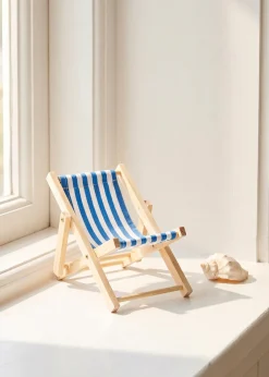 Decorative mini deck chair - 11x16 cm