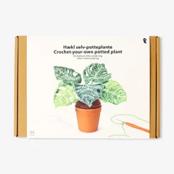 DIY crochet plant - Monstera