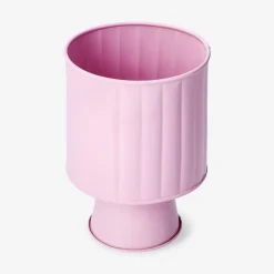 Elevated pink metal plant pot - 12 cm