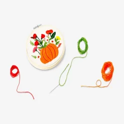 Embroidery kit - Autumnal print