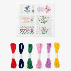 Embroidery kit - Wooden box