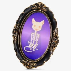 Haunted picture in oval frame - 34 cm