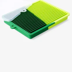 Ice cube tray with lid - crushed ice for drinks