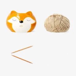 Knitting set with ceramic yarn bowl