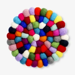 Multi coloured wool trivet