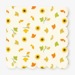 Napkins with autumn print and scalloped edges - 16 pcs