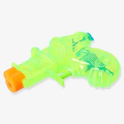 Small green water blaster