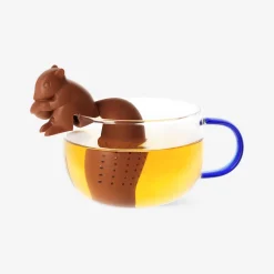 Squirrel tea infuser