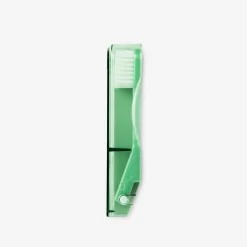 Travel toothbrush