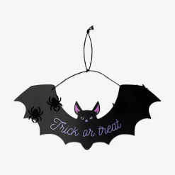 Trick or treat bat door sign