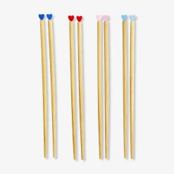 Wood chopsticks with heart toppers - 4 pcs