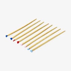 Wood chopsticks with heart toppers - 4 pcs