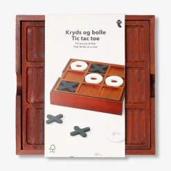 Wooden Tic Tic Toe game